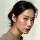 Portrait of botanical illustrator Aya Yamamoto.